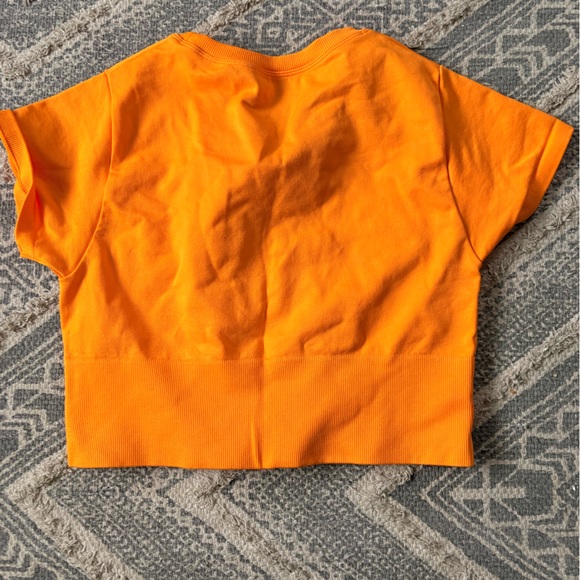Bright Orange training top - Picture 3 of 3